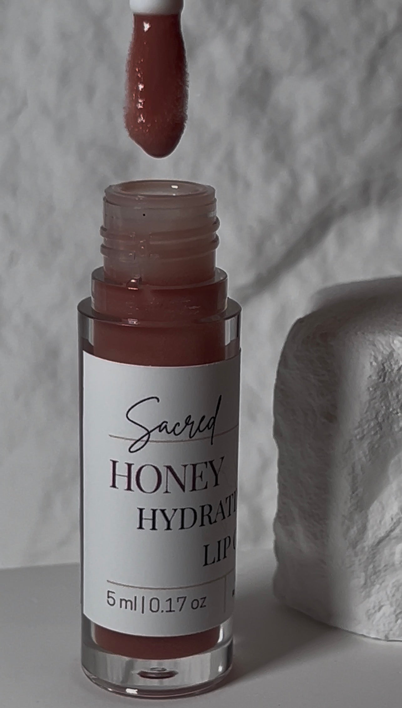 Sacred Honey Hydrating Lip Oil 5 ml | 0.17oz